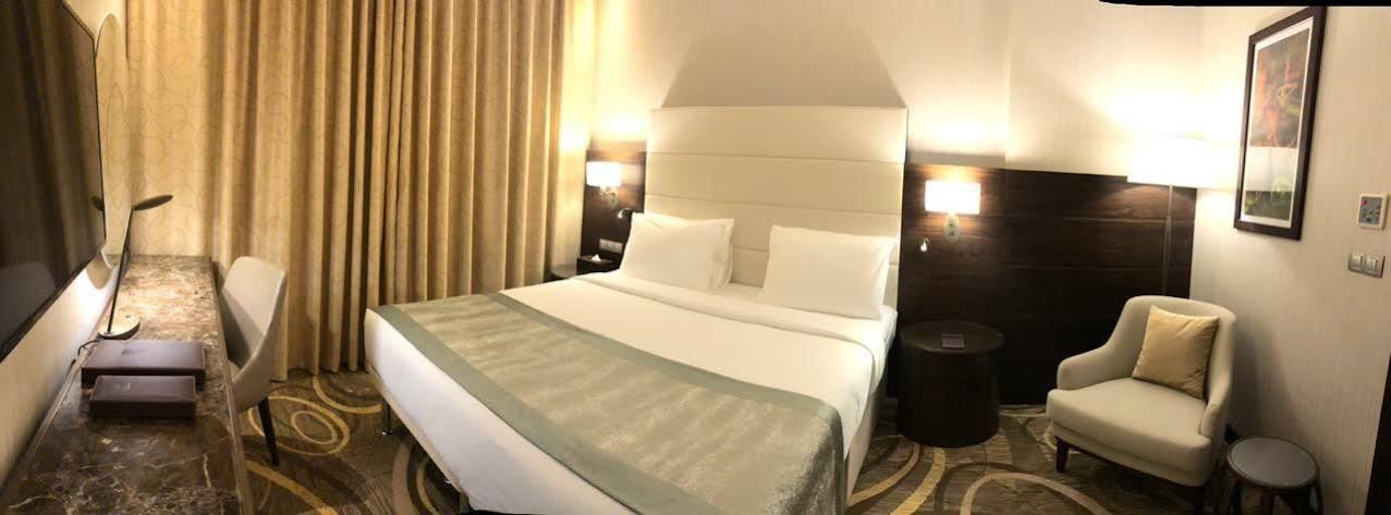 Millennium Makkah Al Naseem Mecca Exterior foto A room at the hotel