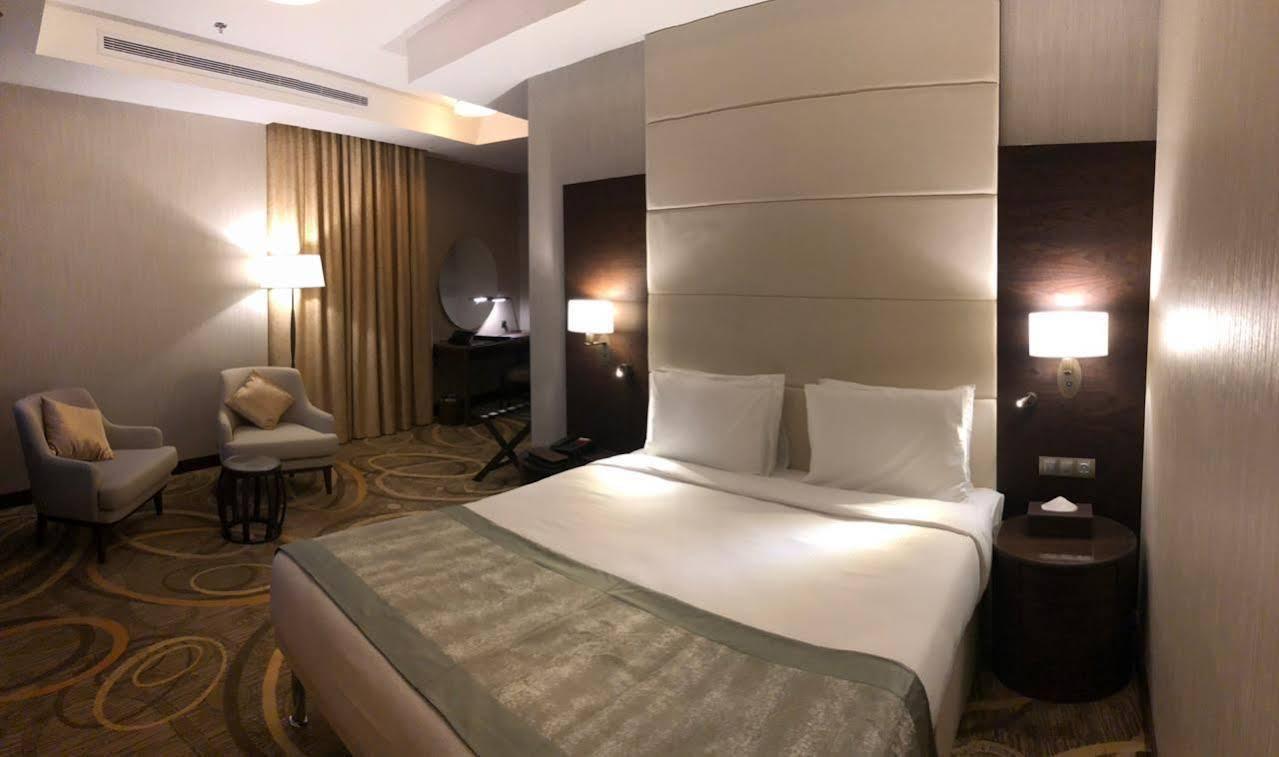 Millennium Makkah Al Naseem Mecca Exterior foto A room at the hotel