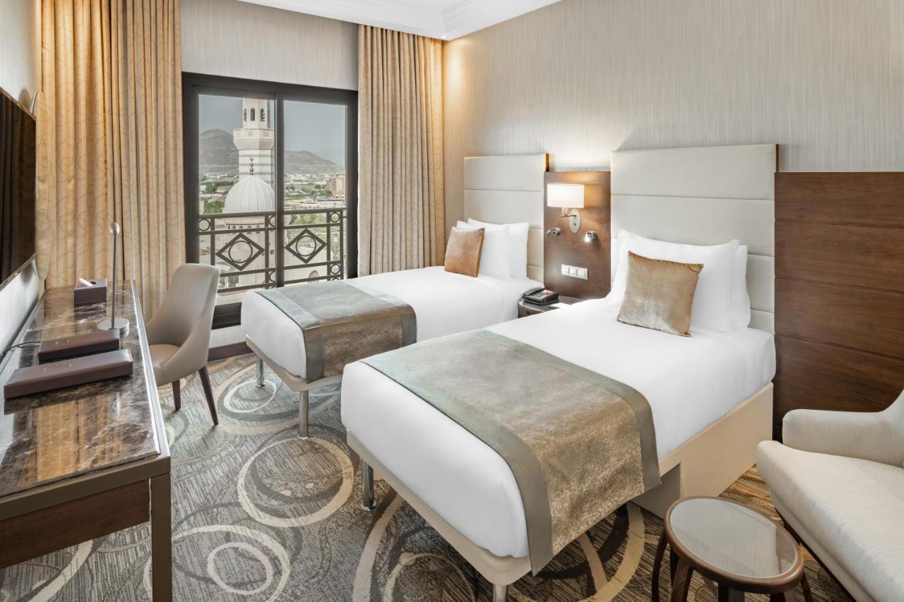 Millennium Makkah Al Naseem Mecca Exterior foto Room at the hotel